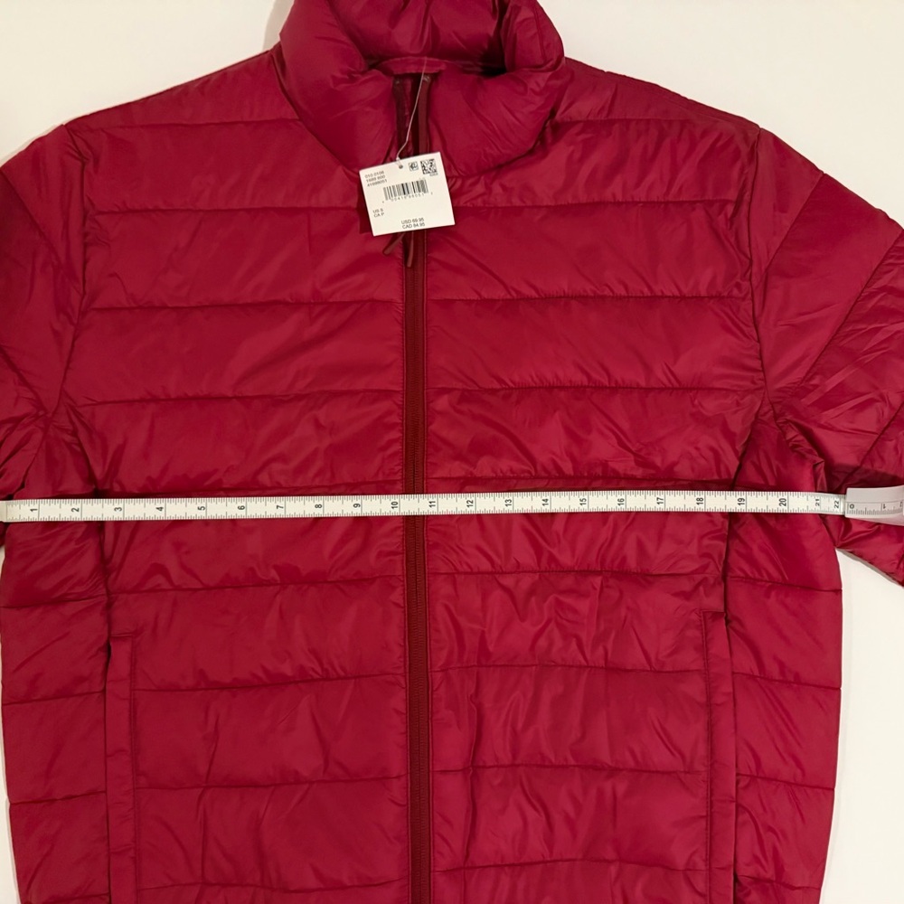 NWT- Men's American Eagle Red Puffer Jacket - Size Small - Picture 8 of 10